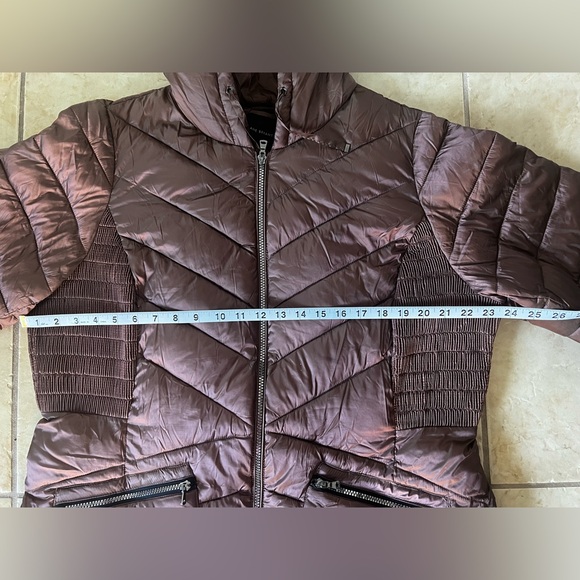 Gorgeous and WARM - Packable Puffer Coat - Picture 7 of 15